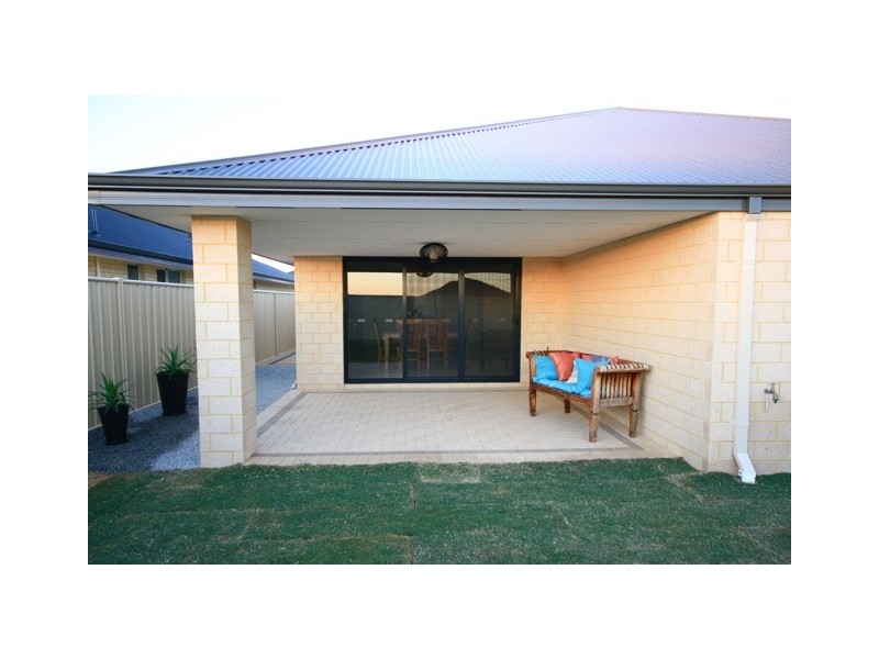 103 Sundowner Meander, Banksia Grove WA 6031