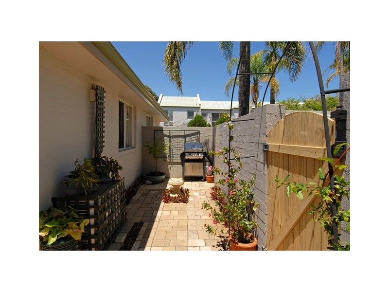 14 / 2 Waterway Court, Churchlands WA 6018