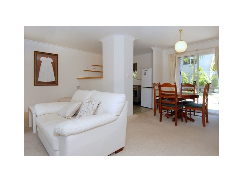 14 / 2 Waterway Court, Churchlands WA 6018