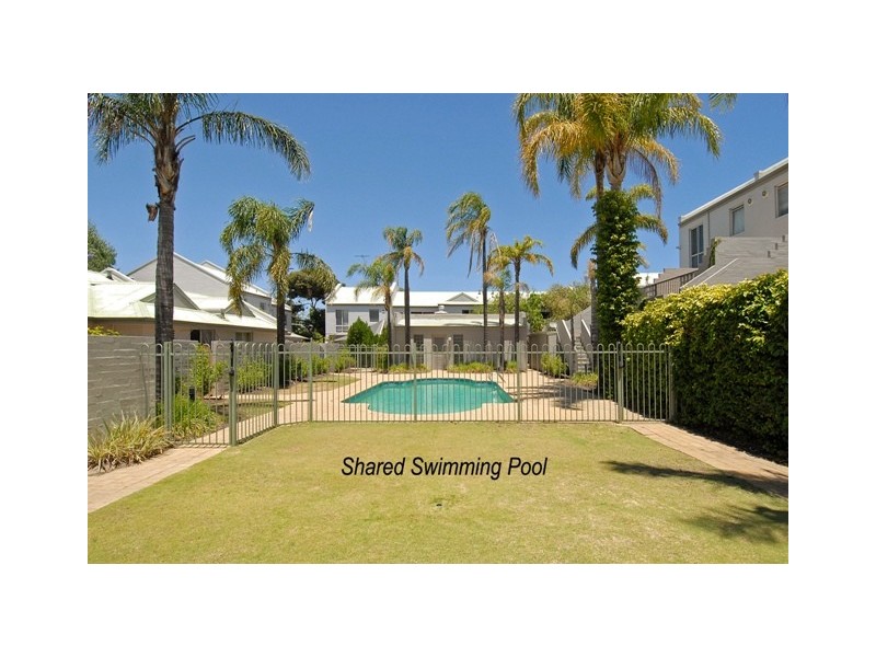 14 / 2 Waterway Court, Churchlands WA 6018