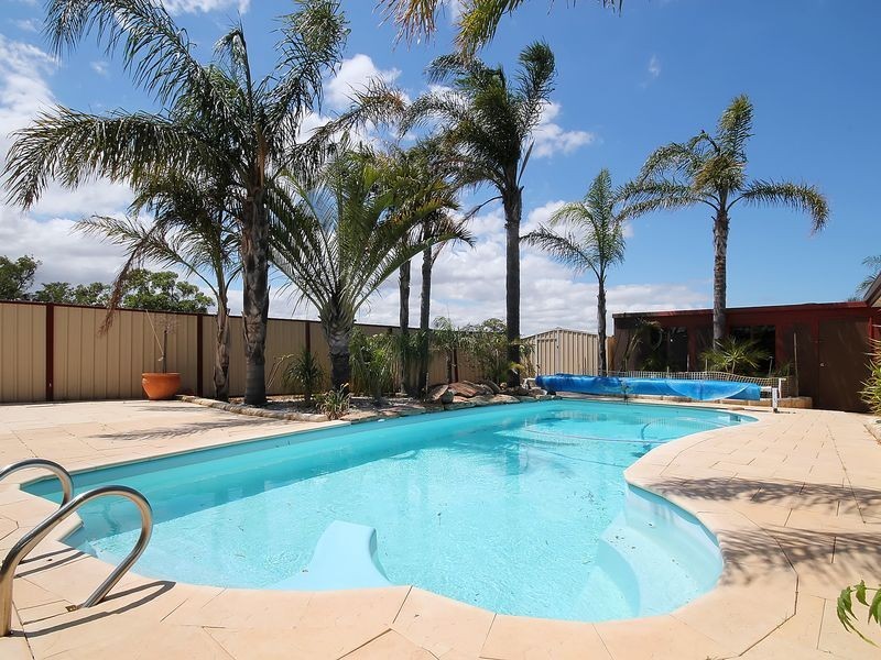 7 Pecten Close, Heathridge WA 6027