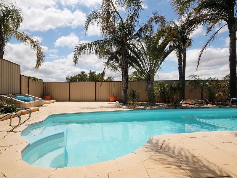 7 Pecten Close, Heathridge WA 6027