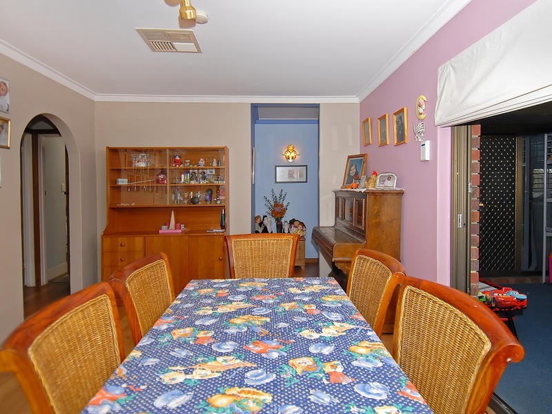 4 Beenong Street, Wanneroo WA 6065