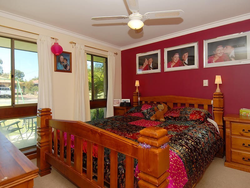 4 Beenong Street, Wanneroo WA 6065