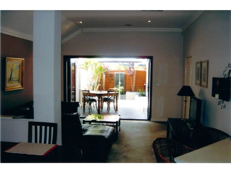 16 Waterview Drive, Woodvale WA 6026