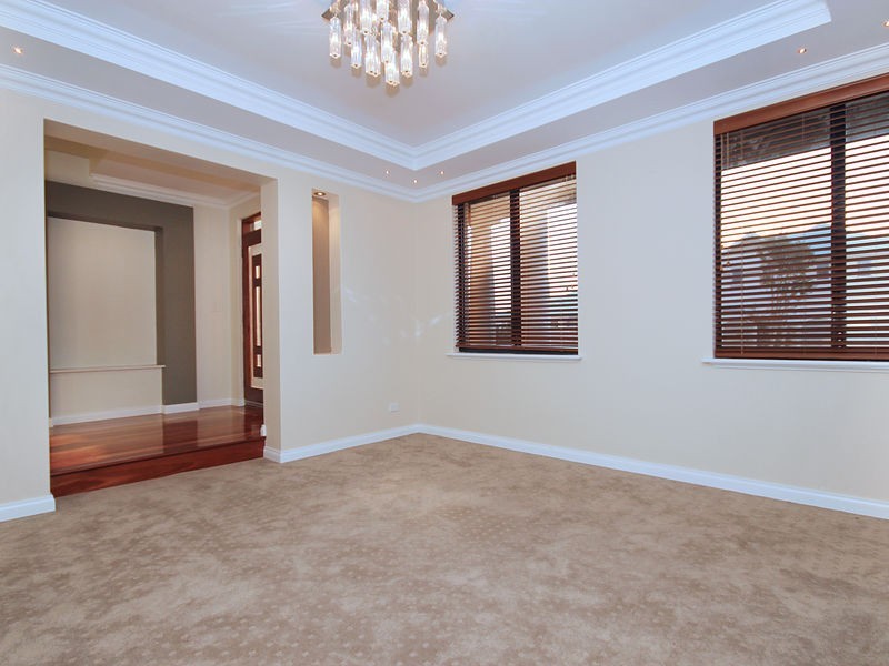 17 Quarram Crescent, Burns Beach WA 6028