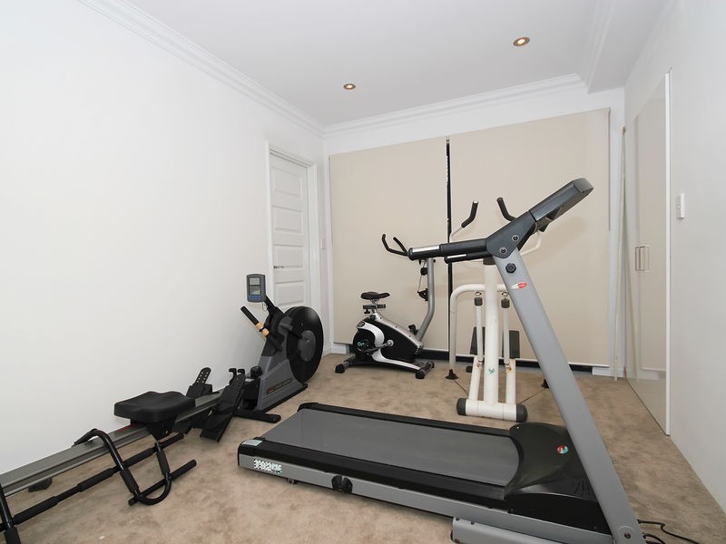 17 Quarram Crescent, Burns Beach WA 6028