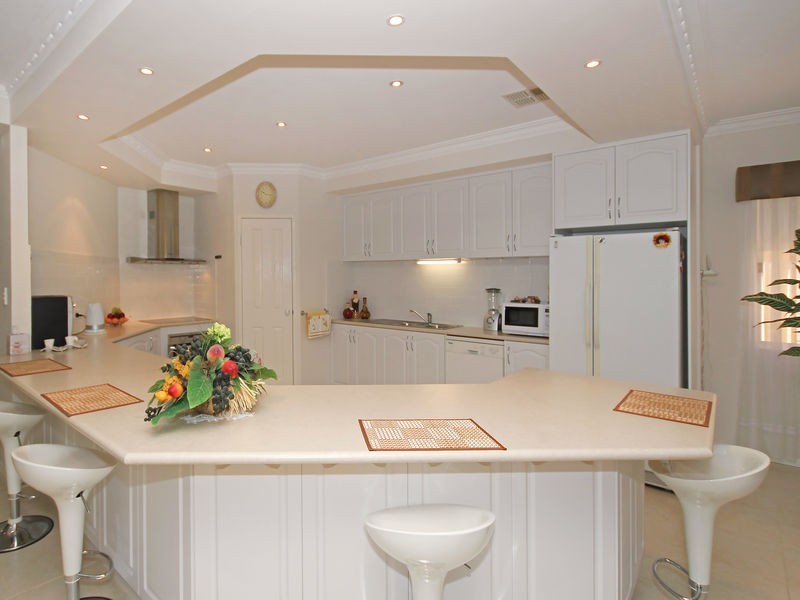 6 Lairbeck Street, Darch WA 6065