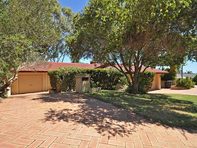 10 Paltara Way, Wanneroo WA 6065