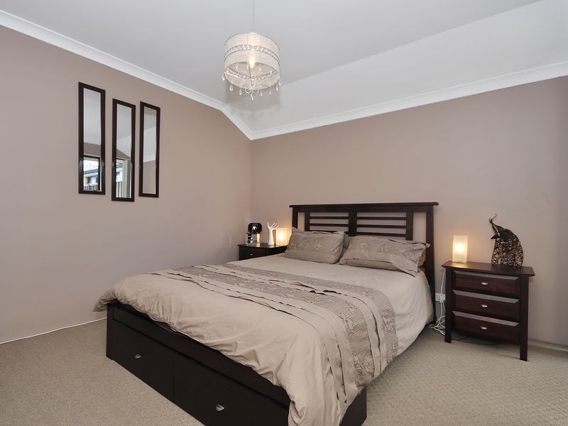 9 Sessilis Road, Banksia Grove WA 6031