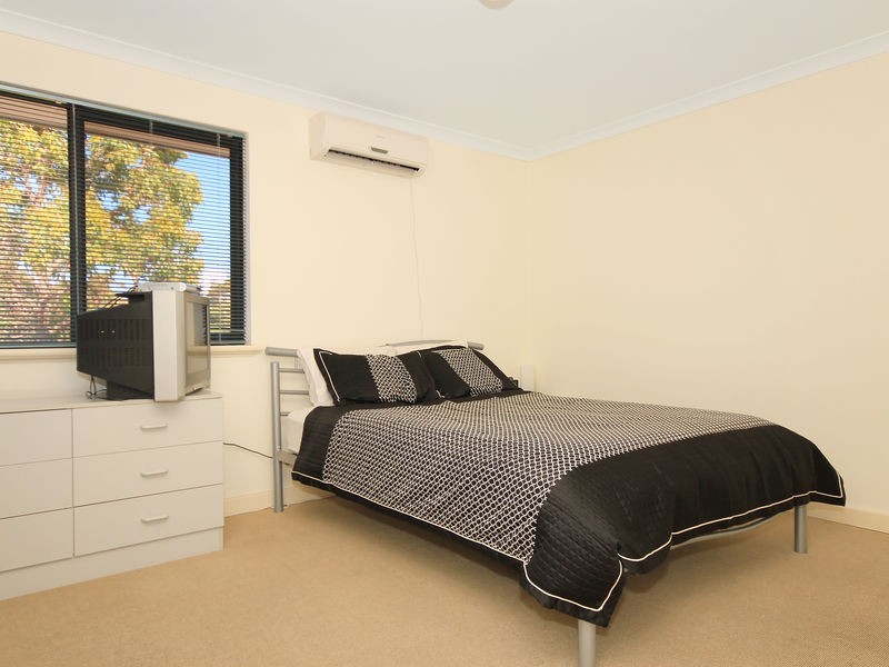 120b Lakeside Drive, Joondalup WA 6027