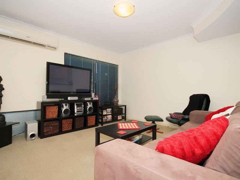 120b Lakeside Drive, Joondalup WA 6027