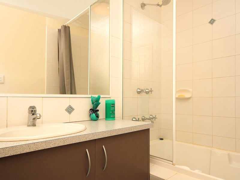 120b Lakeside Drive, Joondalup WA 6027