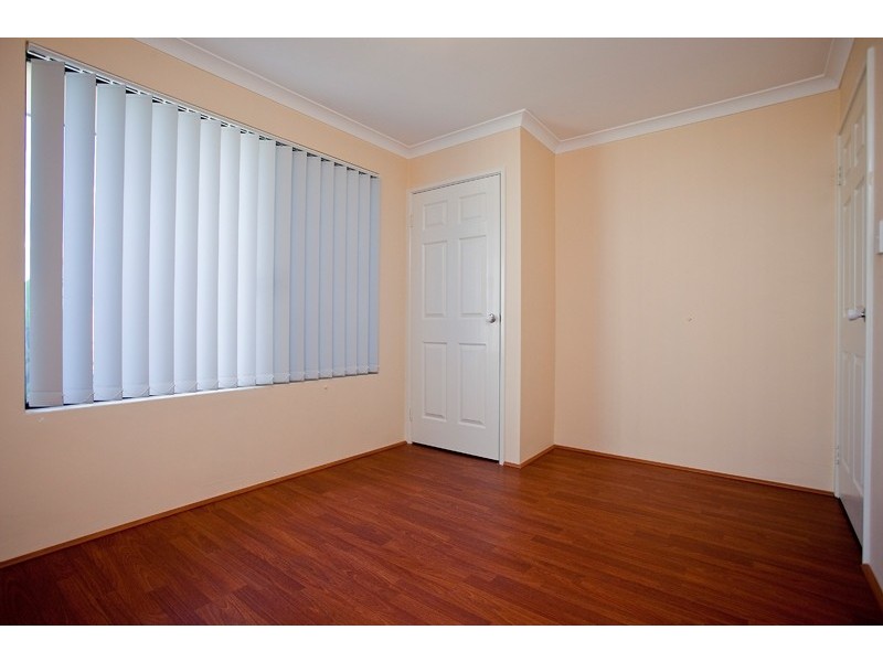 10 Alandale Bend, Banksia Grove WA 6031