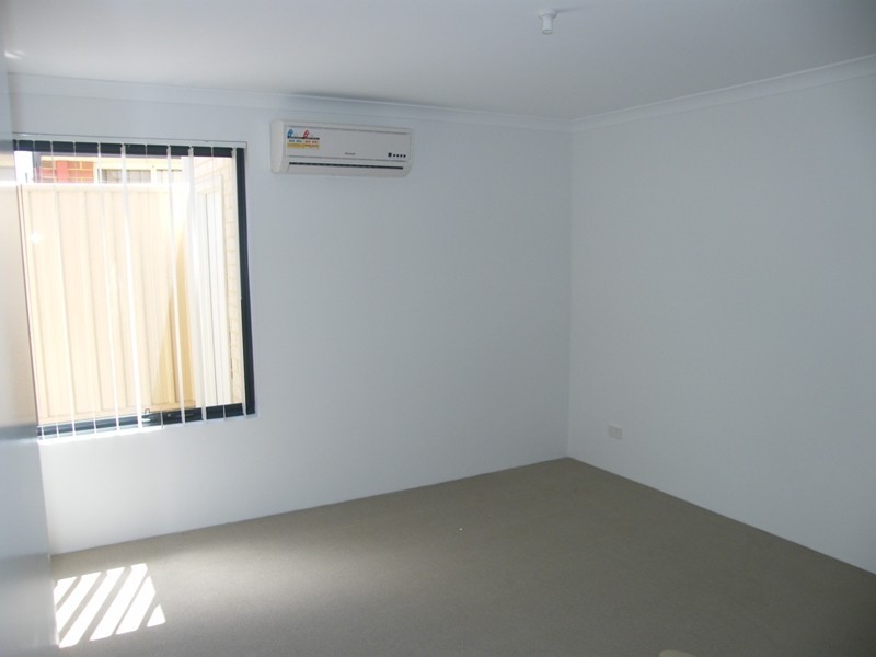 42 Moscow Retreat, Hocking WA 6065