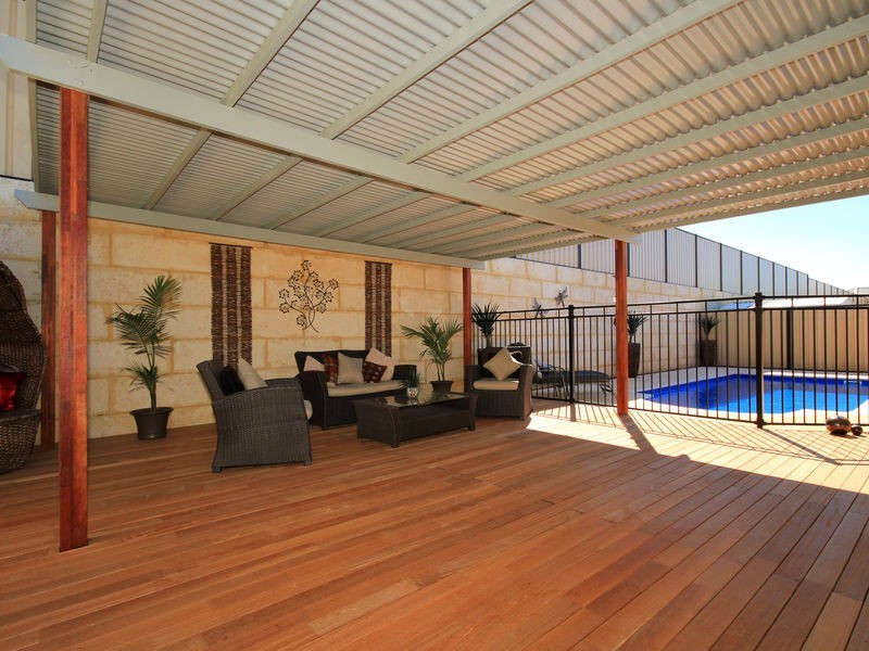 9 Rocklands Loop, Carramar WA 6031
