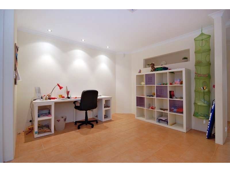 39 Carbine Loop, Banksia Grove WA 6031