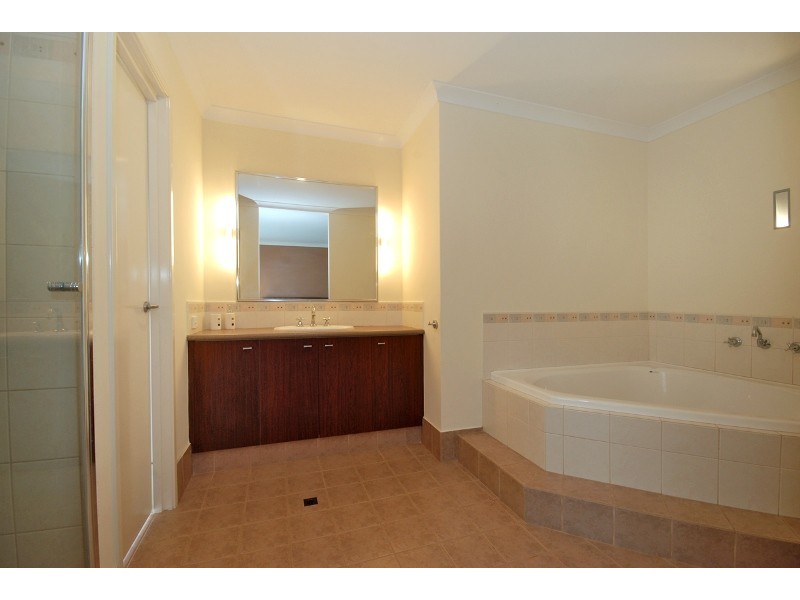 39 Carbine Loop, Banksia Grove WA 6031