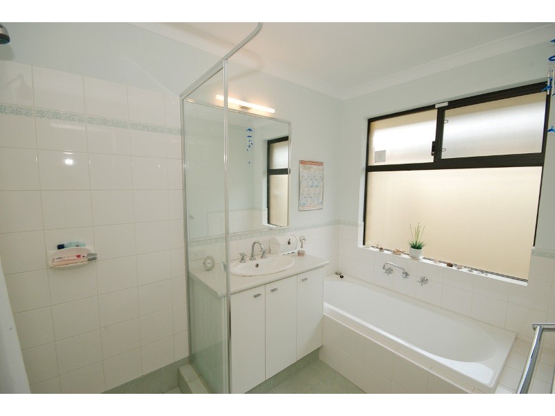 39 Carbine Loop, Banksia Grove WA 6031