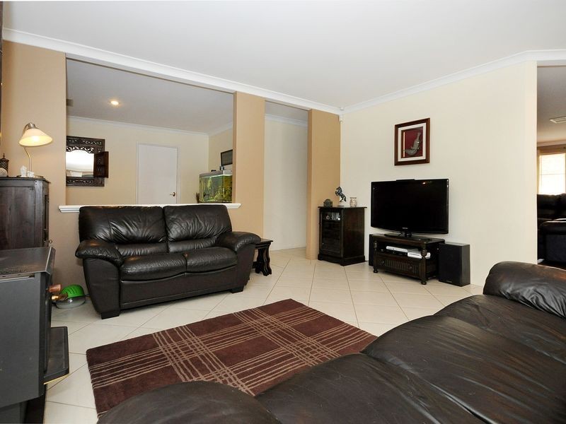 75 The Fairways, Gnangara WA 6077