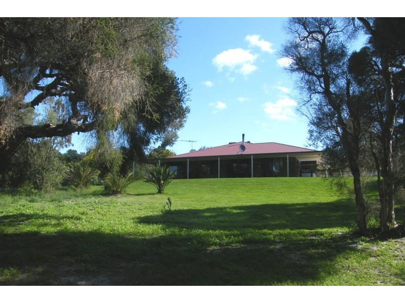 75 The Fairways, Gnangara WA 6077