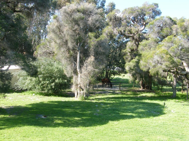 75 The Fairways, Gnangara WA 6077