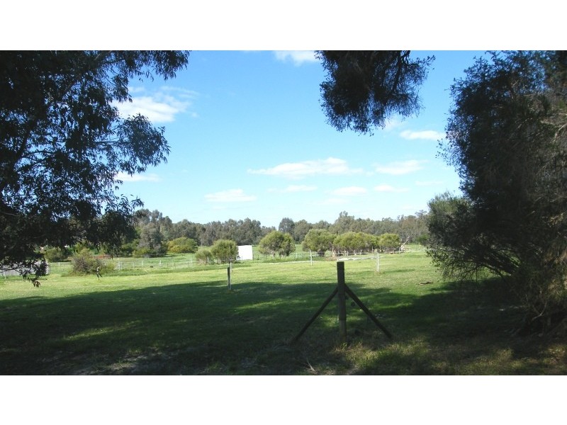 75 The Fairways, Gnangara WA 6077