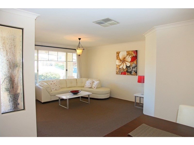 171 Kinross Drive, Kinross WA 6028