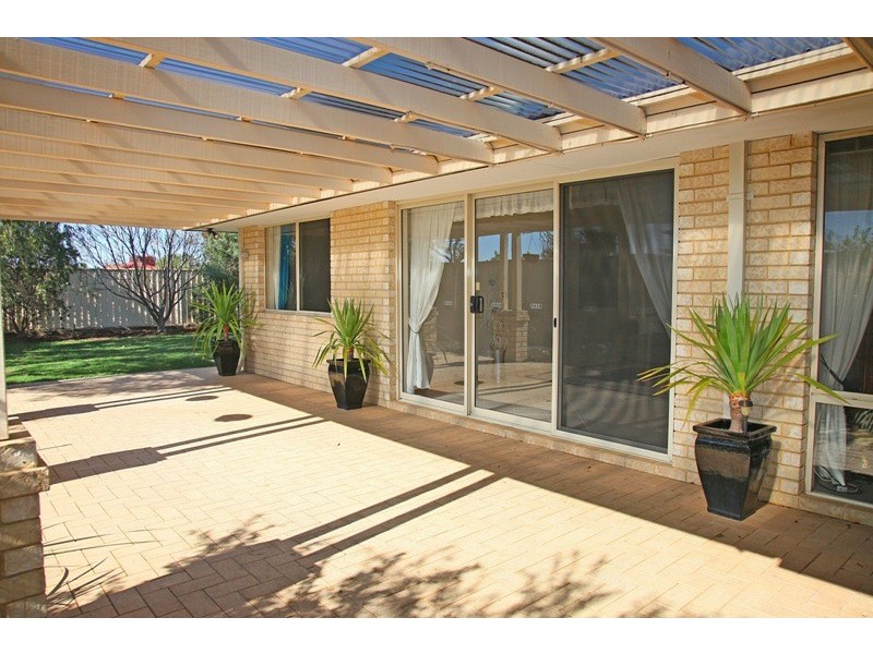 171 Kinross Drive, Kinross WA 6028