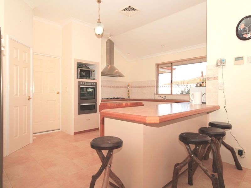 117 Balladong Loop, Carramar WA 6031