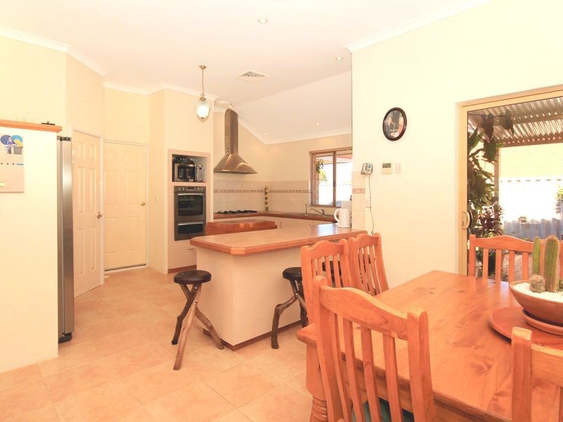 117 Balladong Loop, Carramar WA 6031