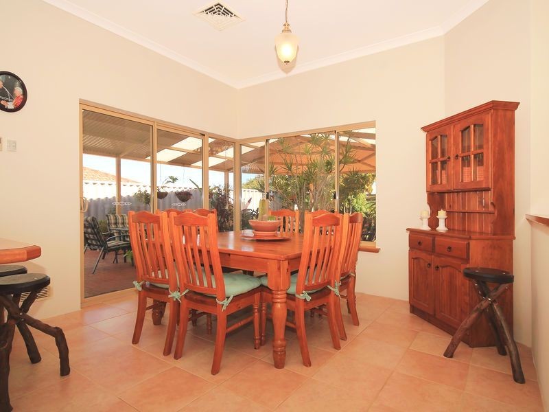 117 Balladong Loop, Carramar WA 6031