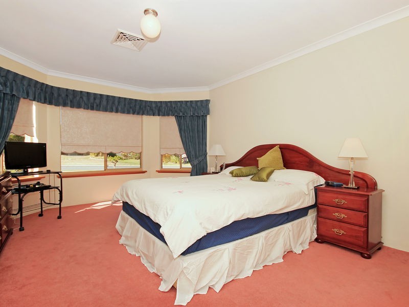 117 Balladong Loop, Carramar WA 6031