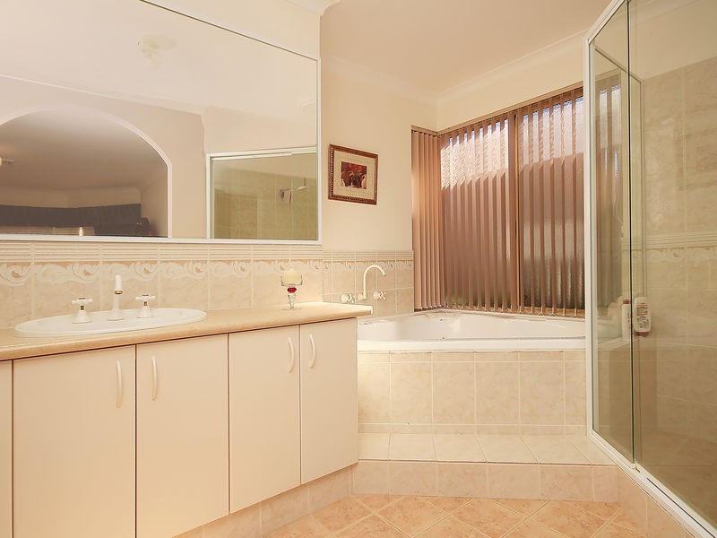 117 Balladong Loop, Carramar WA 6031