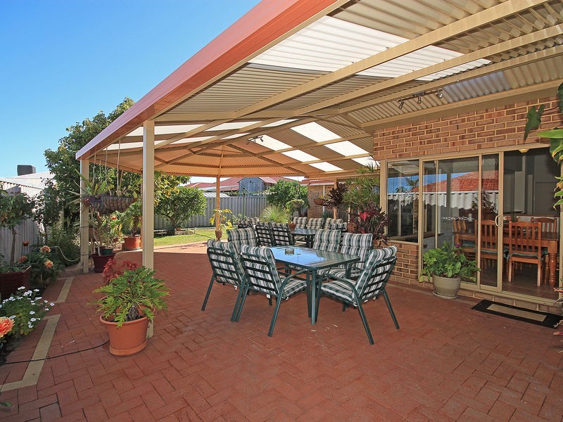 117 Balladong Loop, Carramar WA 6031