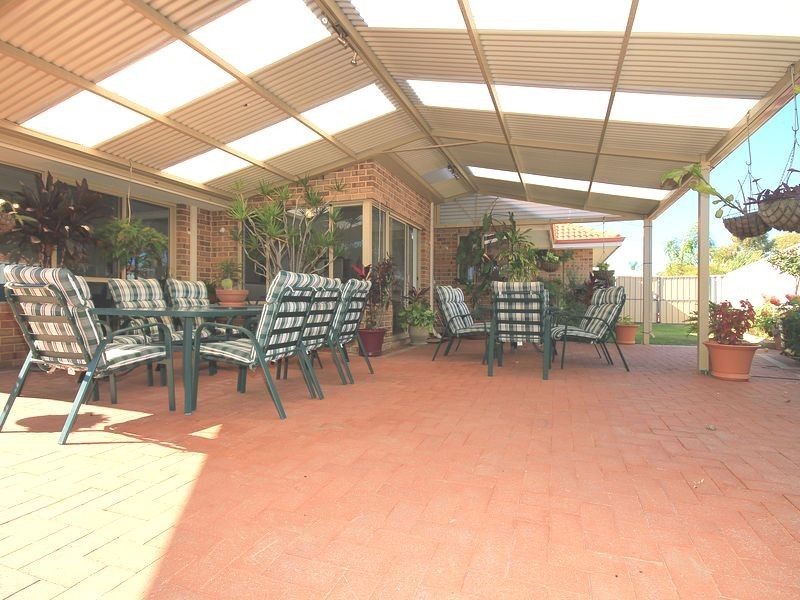 117 Balladong Loop, Carramar WA 6031