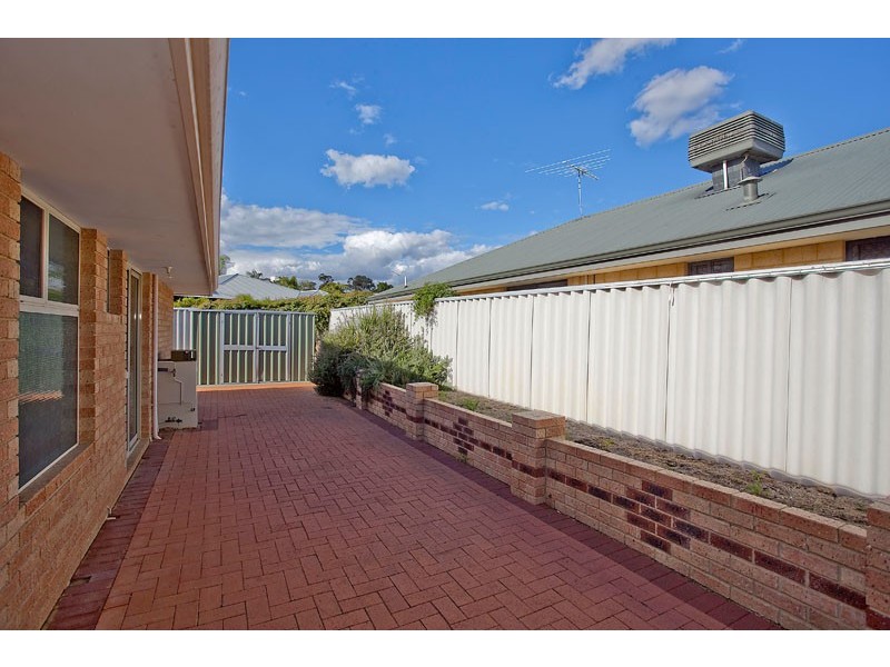 9 Joel Way, Wanneroo WA 6065