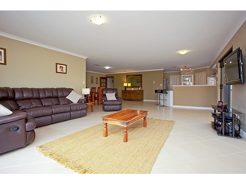 119 Sundowner Meander, Banksia Grove WA 6031