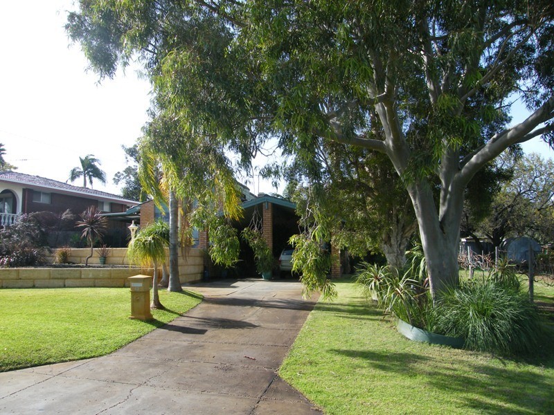 45  Yallambee Crescent, Wanneroo WA 6065
