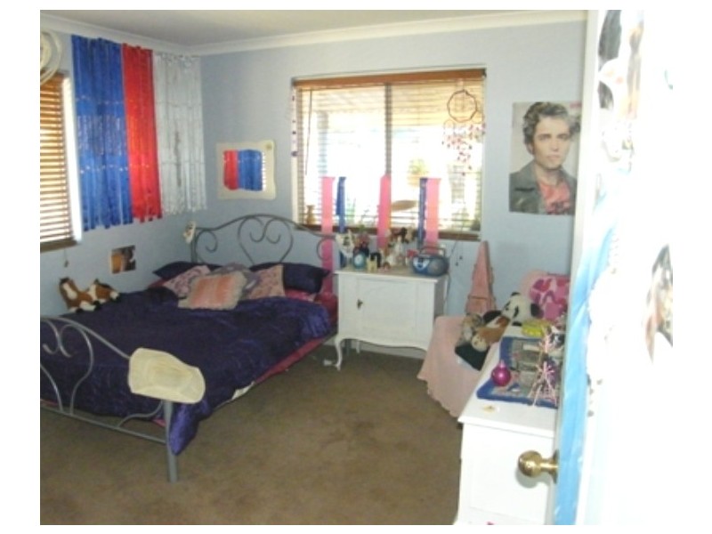 29 Chipping Court, Woodridge WA 6041