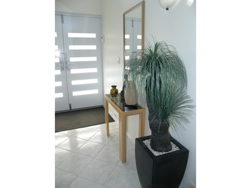 6 Cardiff Gate, Iluka WA 6028