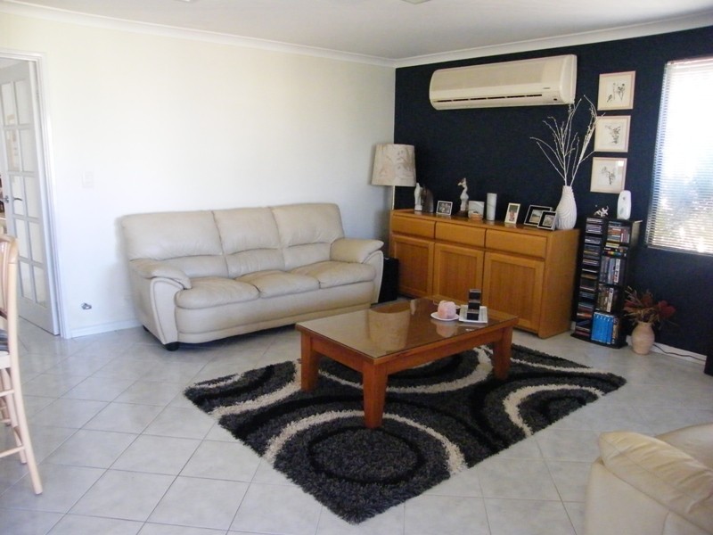 6 Cardiff Gate, Iluka WA 6028