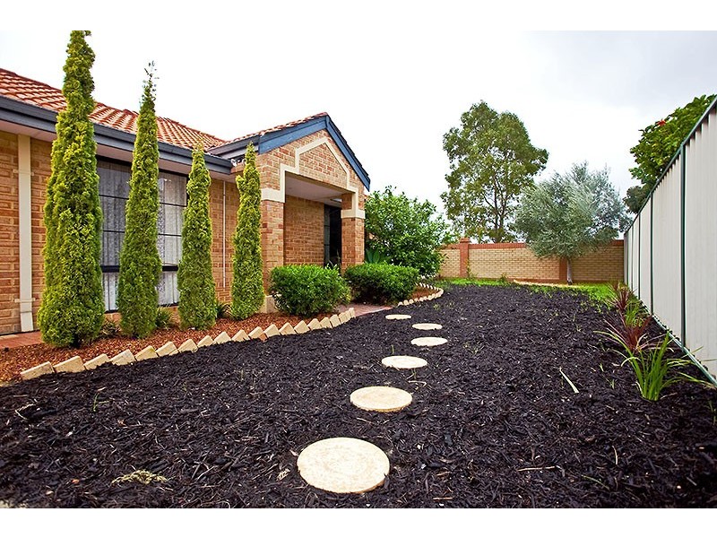 28 Carwoola Circle, Carramar WA 6031