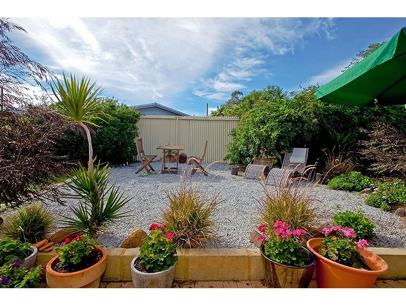 28 Dallas Crescent, Wanneroo WA 6065