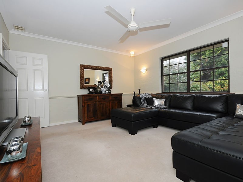 30 Nannatee Way, Wanneroo WA 6065