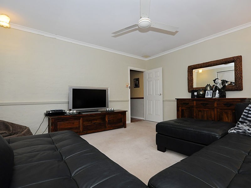 30 Nannatee Way, Wanneroo WA 6065