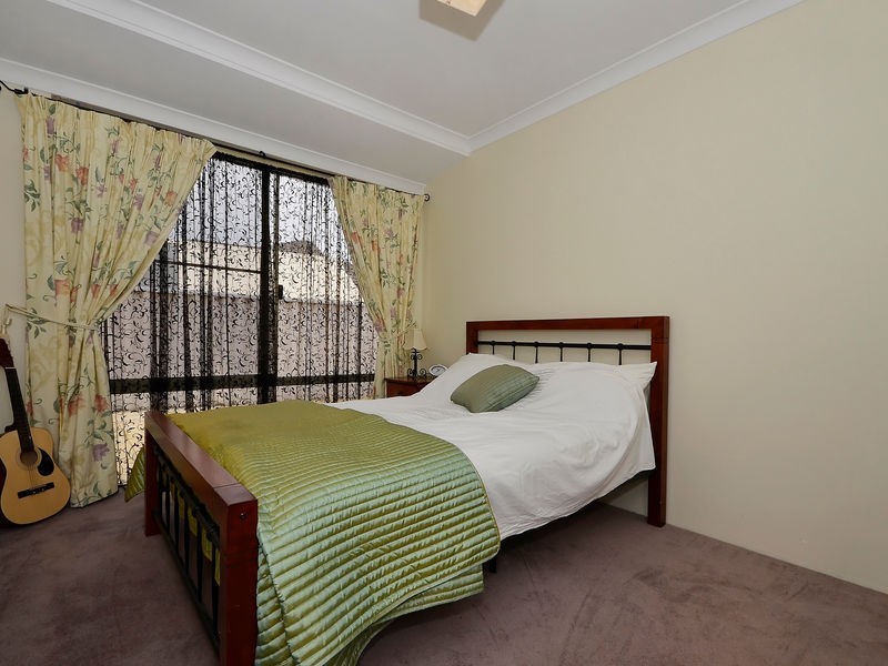 124 Balladong Loop, Carramar WA 6031