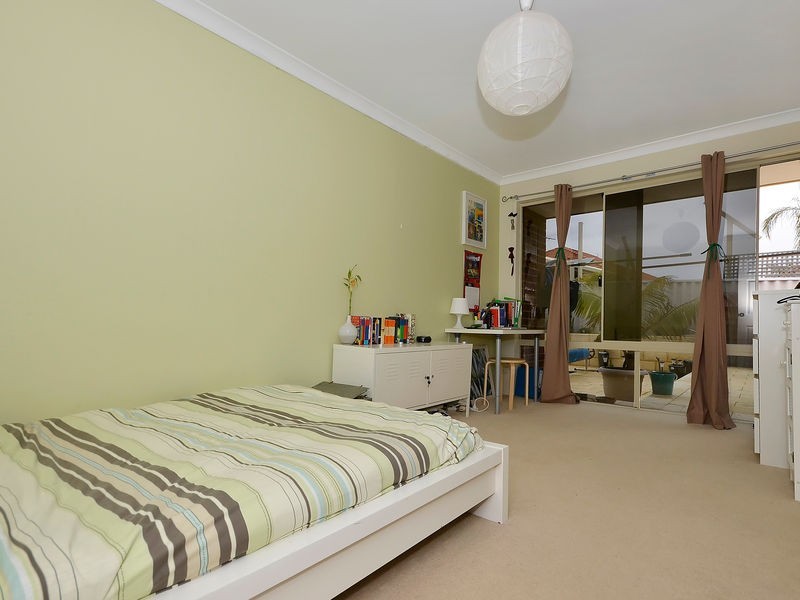 124 Balladong Loop, Carramar WA 6031