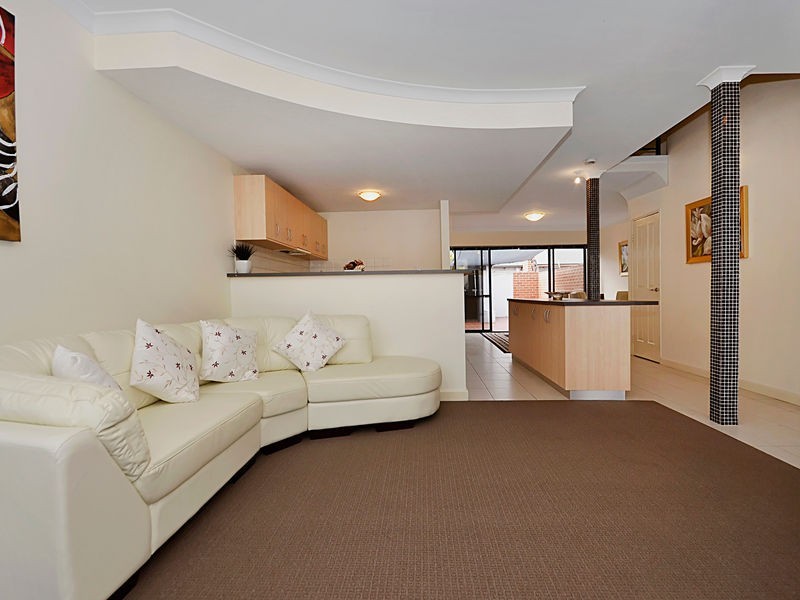 120b Lakeside Drive, Joondalup WA 6027