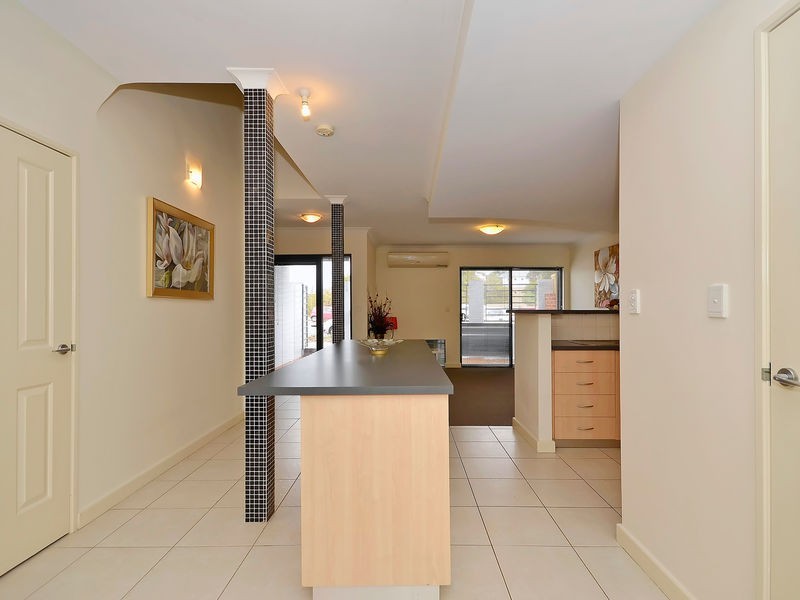 120b Lakeside Drive, Joondalup WA 6027